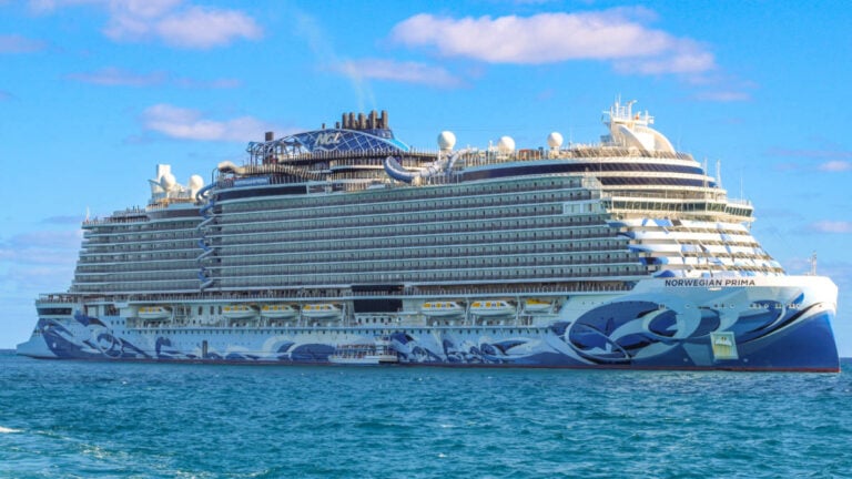 Norwegian Prima Guests Notified of Hot Tub Closures and Onboard Testing