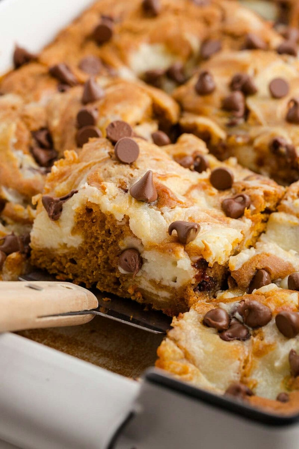 15 Easy Fall Desserts Because We Need Dopamine &amp; We Need It Now