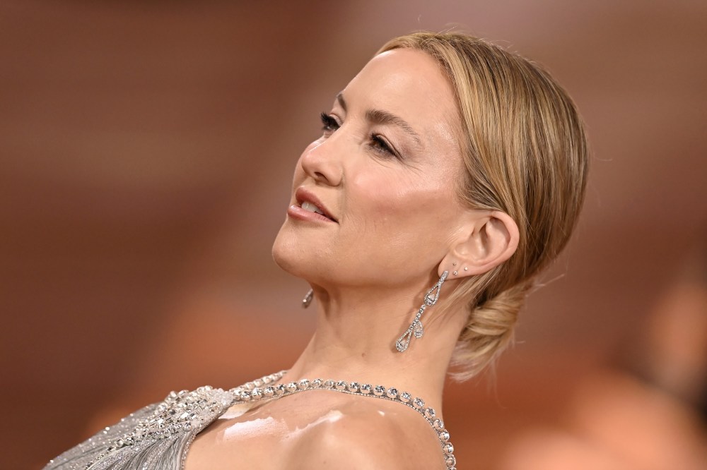 Kate Hudson Wore This 'Flawless' Concealer on the Red Carpet