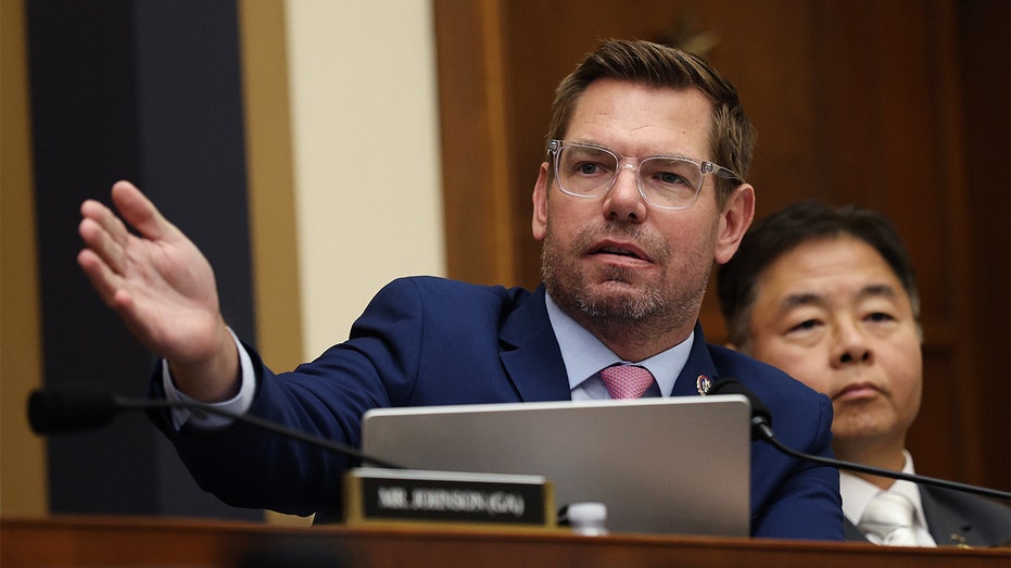 Unearthed records expose Swalwell campaign's 'bizarre inconsistency' in payments to California man