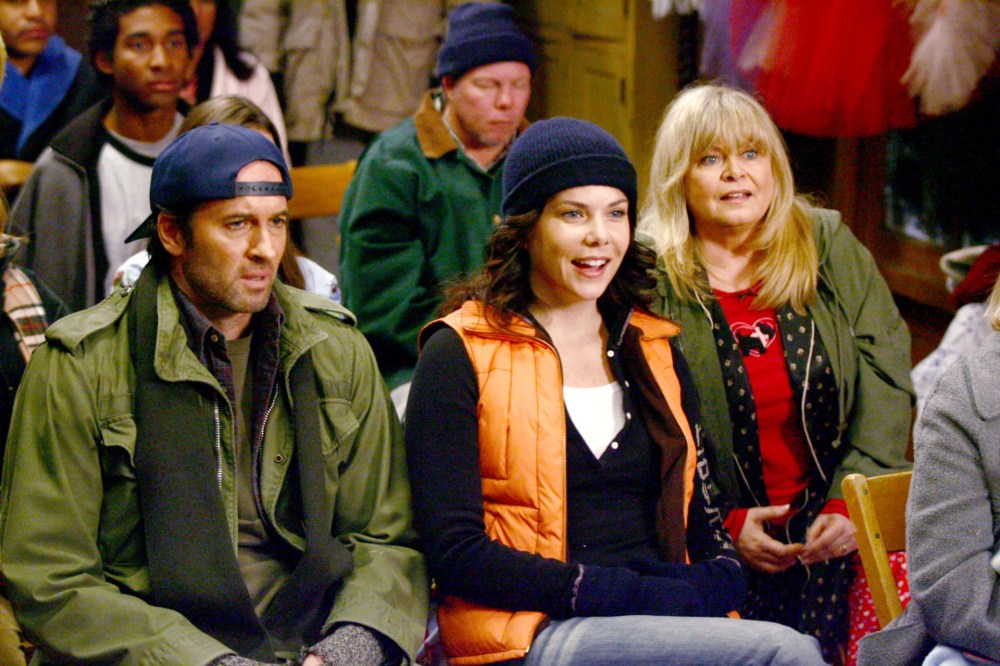 5 Netflix Shows That Will Make You Happy in December 2025: 'Gilmore Girls' and More
