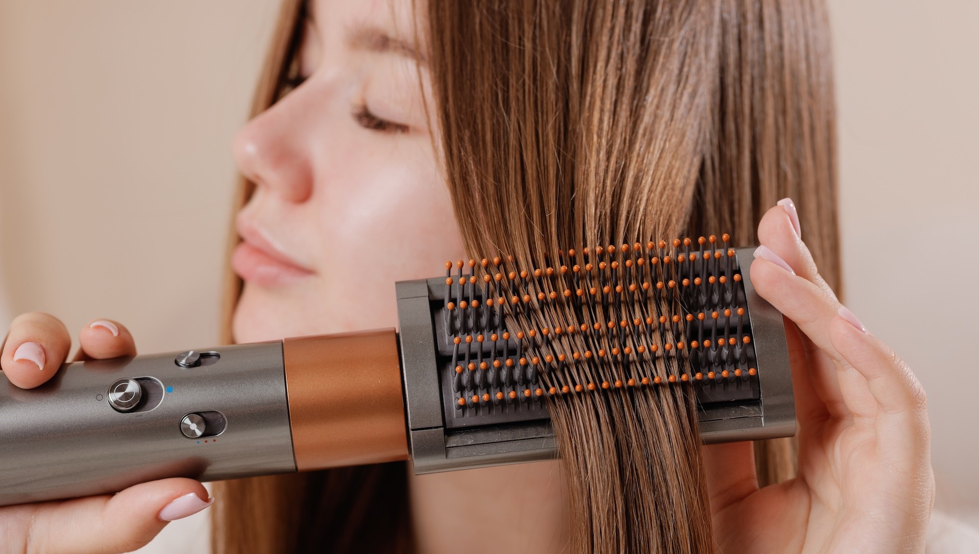 Run! This 'Amazing' Thermal Styling Brush Is on Sale for Under $50