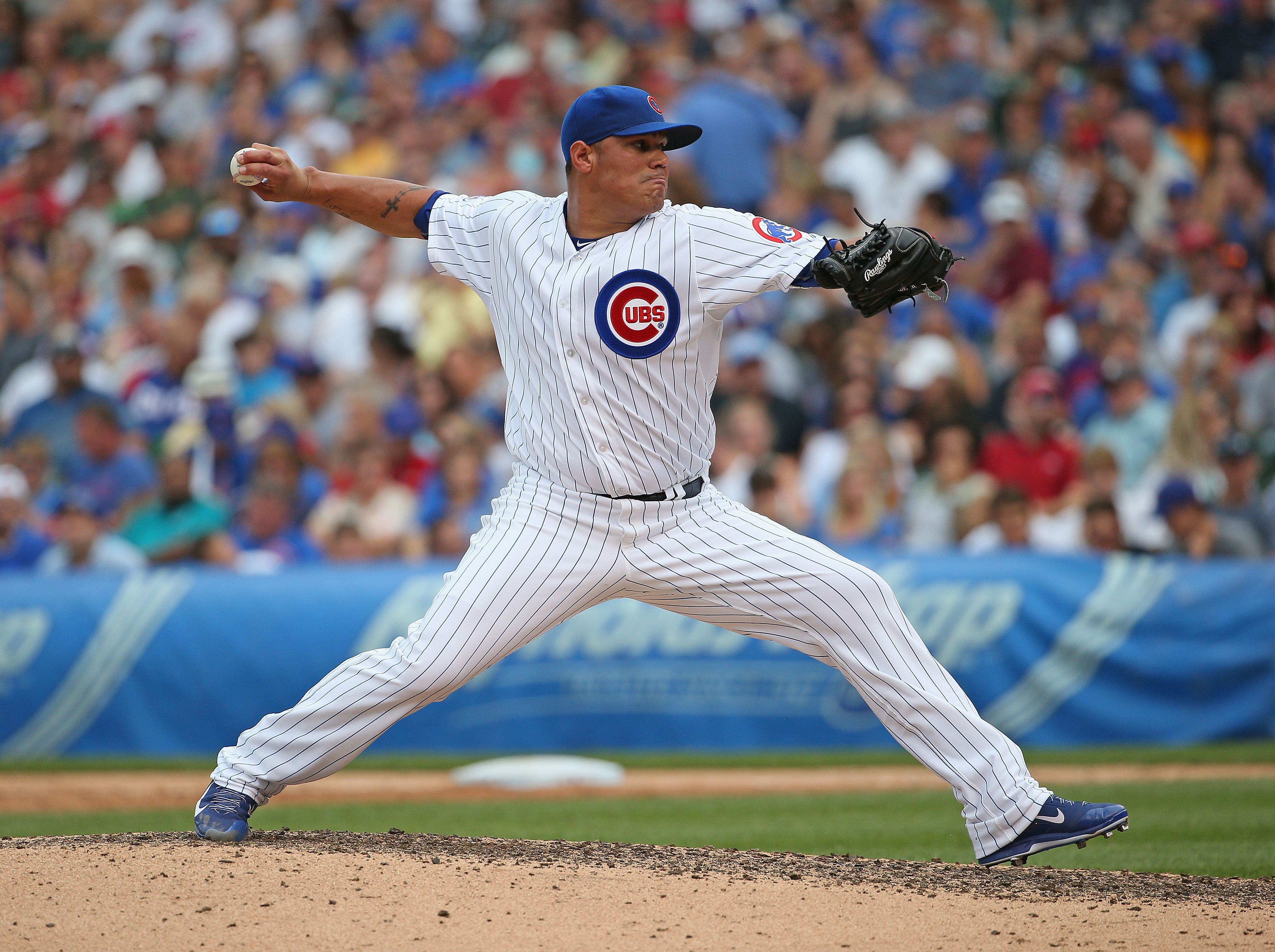 Yoervis Medina Dead: Former Seattle Mariners and Chicago Cubs Pitcher Was 37