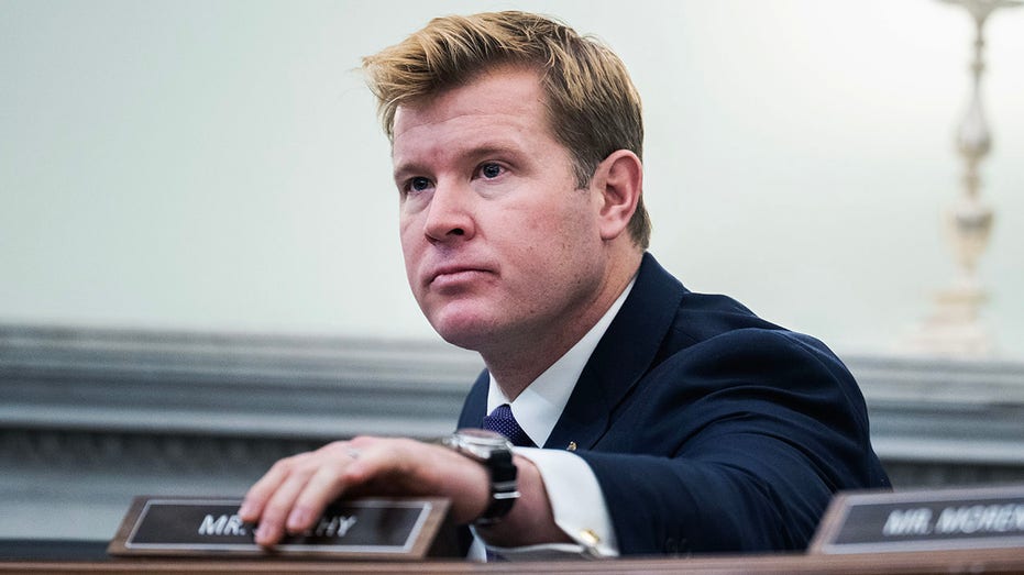 Sen. Tim Sheehy makes emergency landing after in-flight engine failure