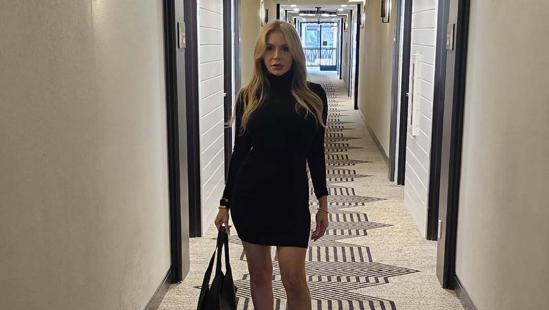 Celebs Who’ve Had Their Breast Implants Removed: Courtney Stodden, More