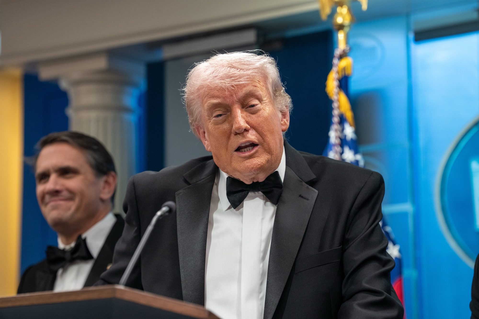 ‘SNL UK’ Jokes President Trump ‘S*** Himself’ Before WHCD Shooting