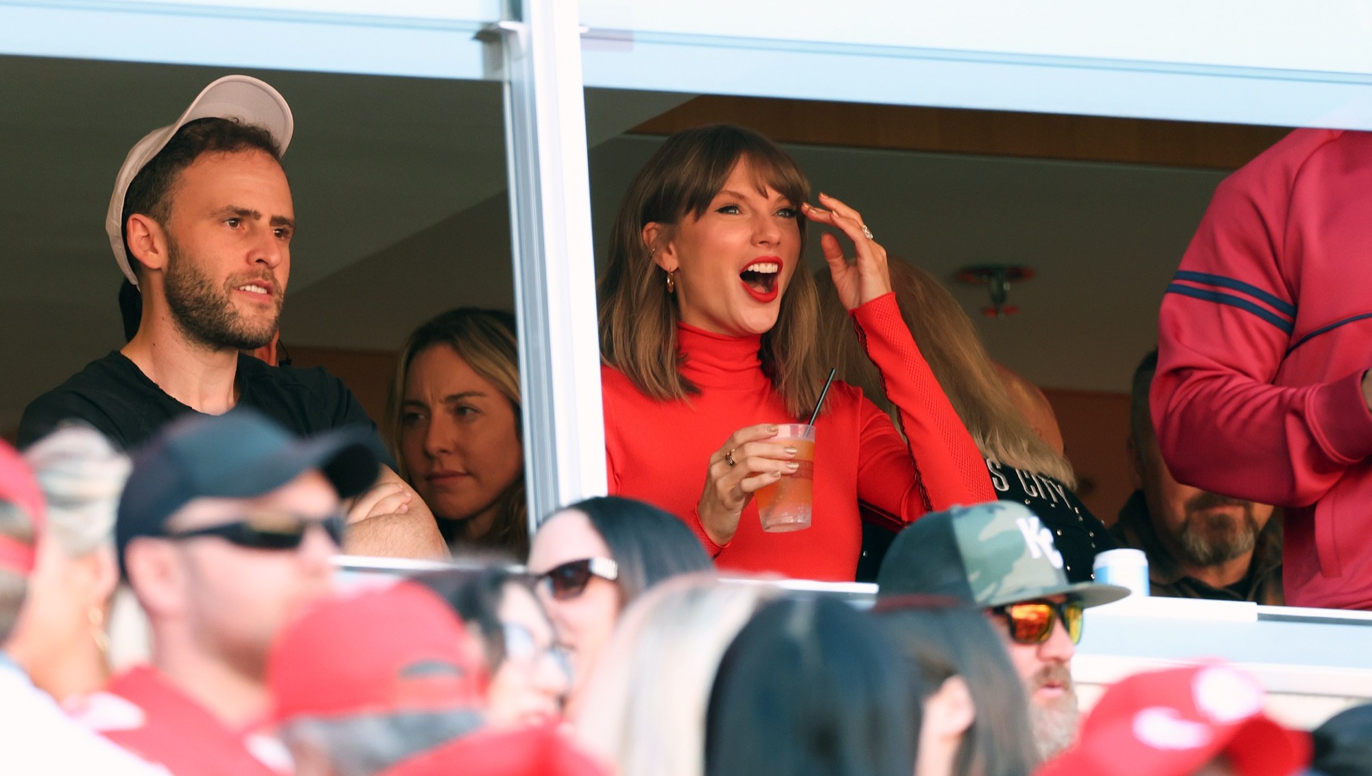 Taylor Swift Compliments Young Fan’s ‘Eras Tour’ Sign at Chiefs Game