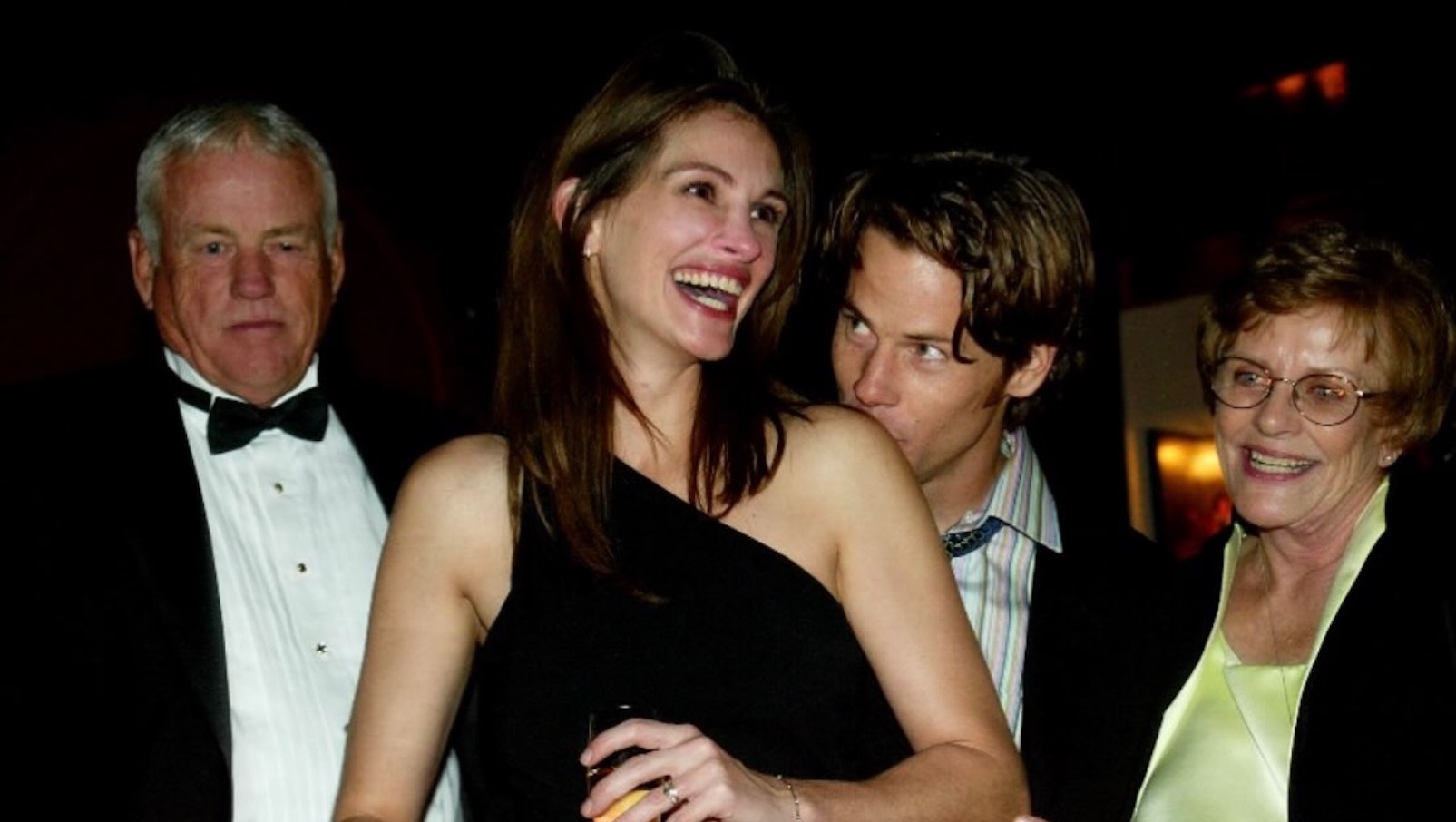 Danny Moder Celebrates Wife Julia Roberts’ Birthday With Sweet Message