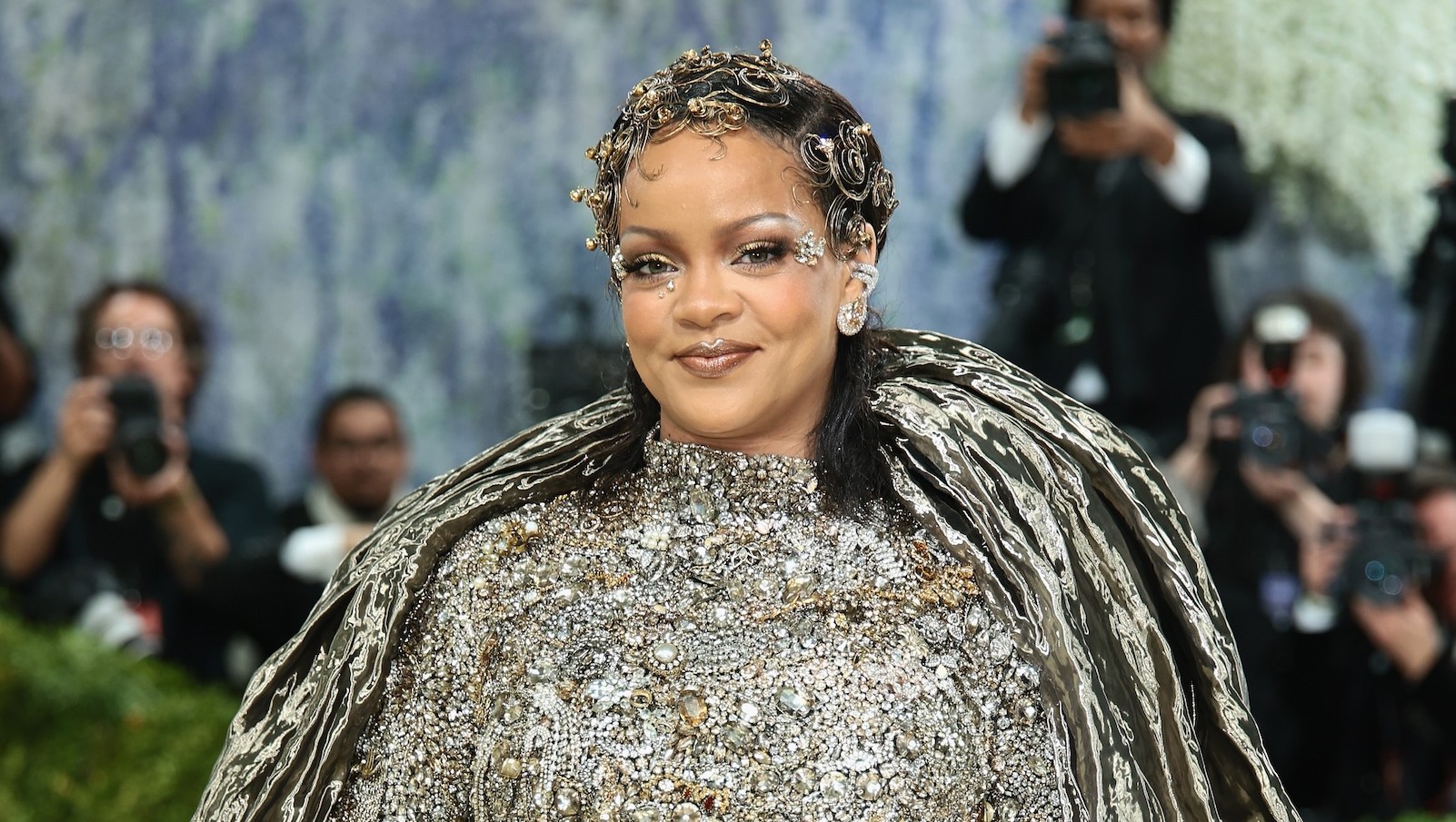 Rihanna and Daughter Rocki Twin in Pink Babydoll Outfits on Her 1st Birthday