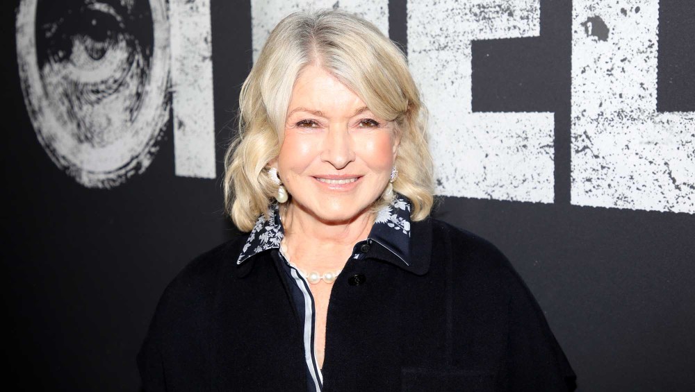 Copy the Comfy Girl Sneakers Martha Stewart Styled for Fall