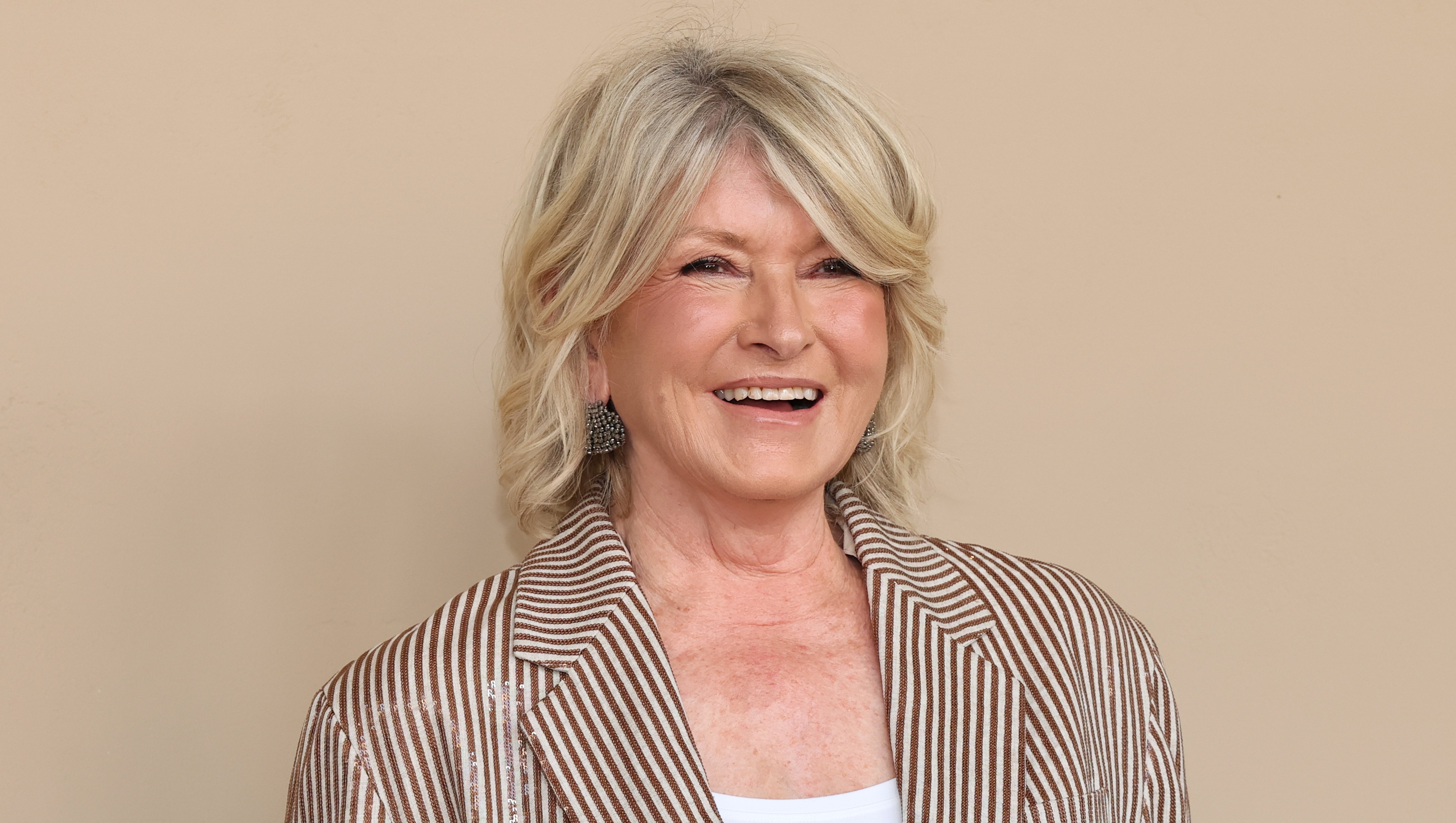 Martha Stewart's Comfy, Rich-Looking Lounge Set Is Our Dream Travel Outfit
