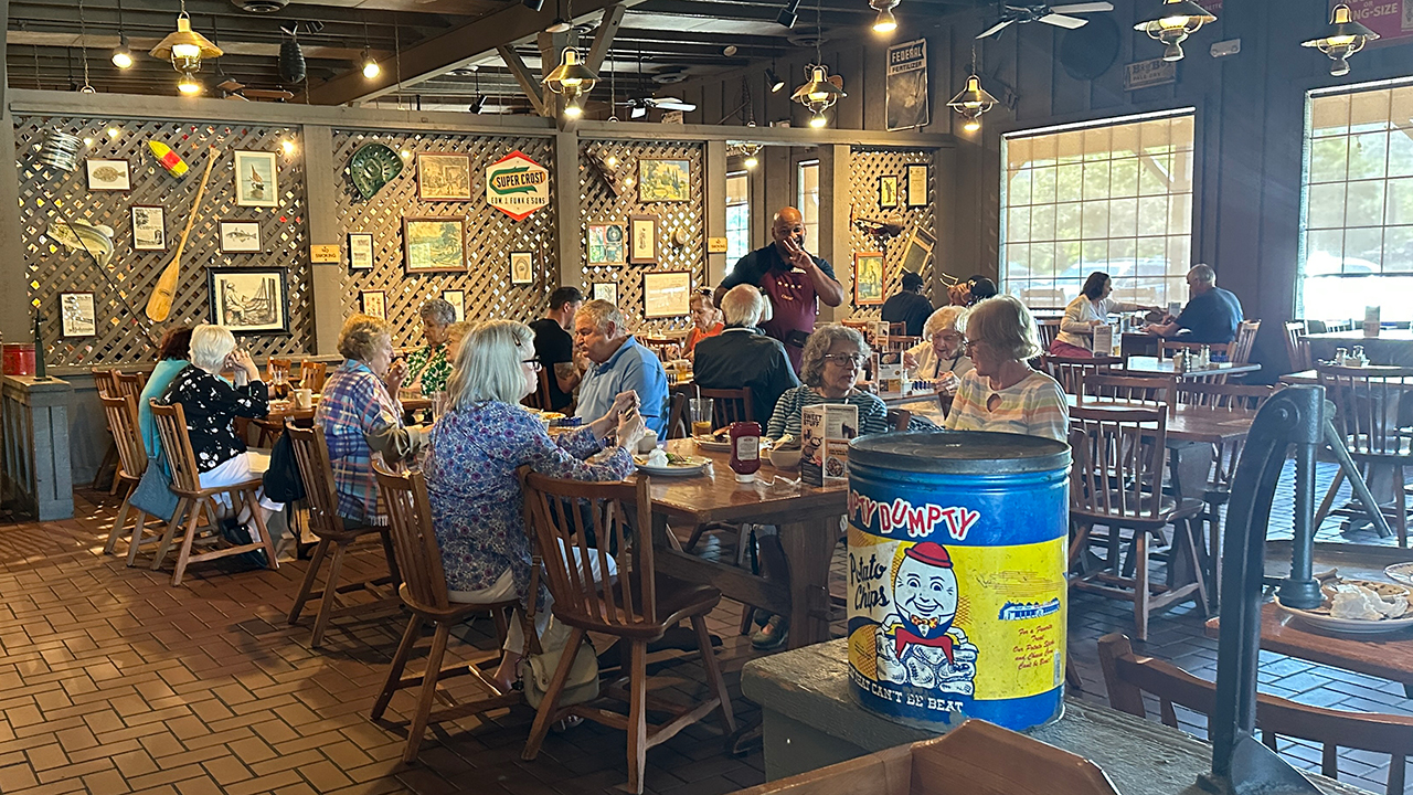 Cracker Barrel CEO Julie Masino to step down
