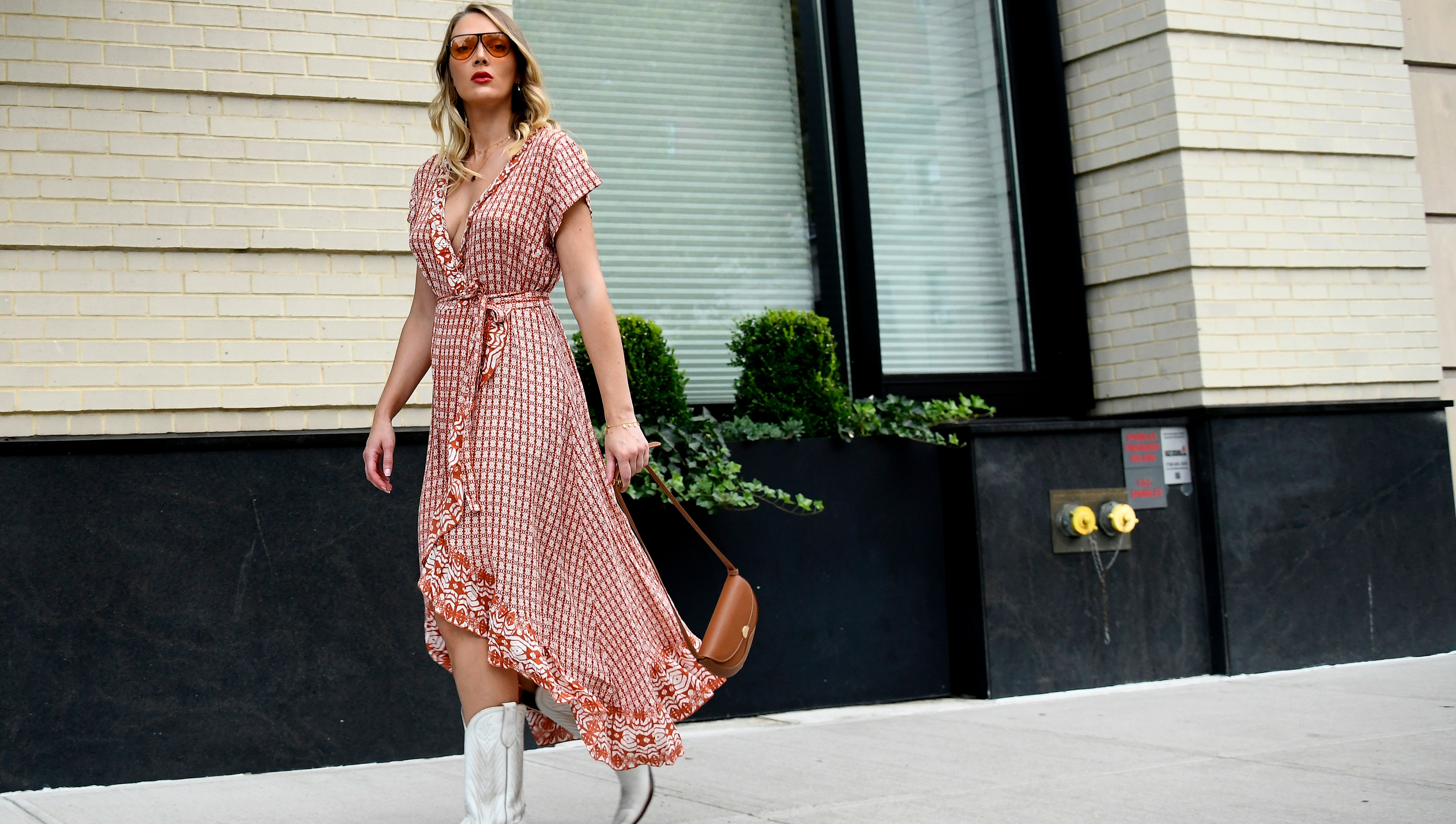 17 Boutique-Style Dresses to Hide Bloat (and the Belly) — From $20