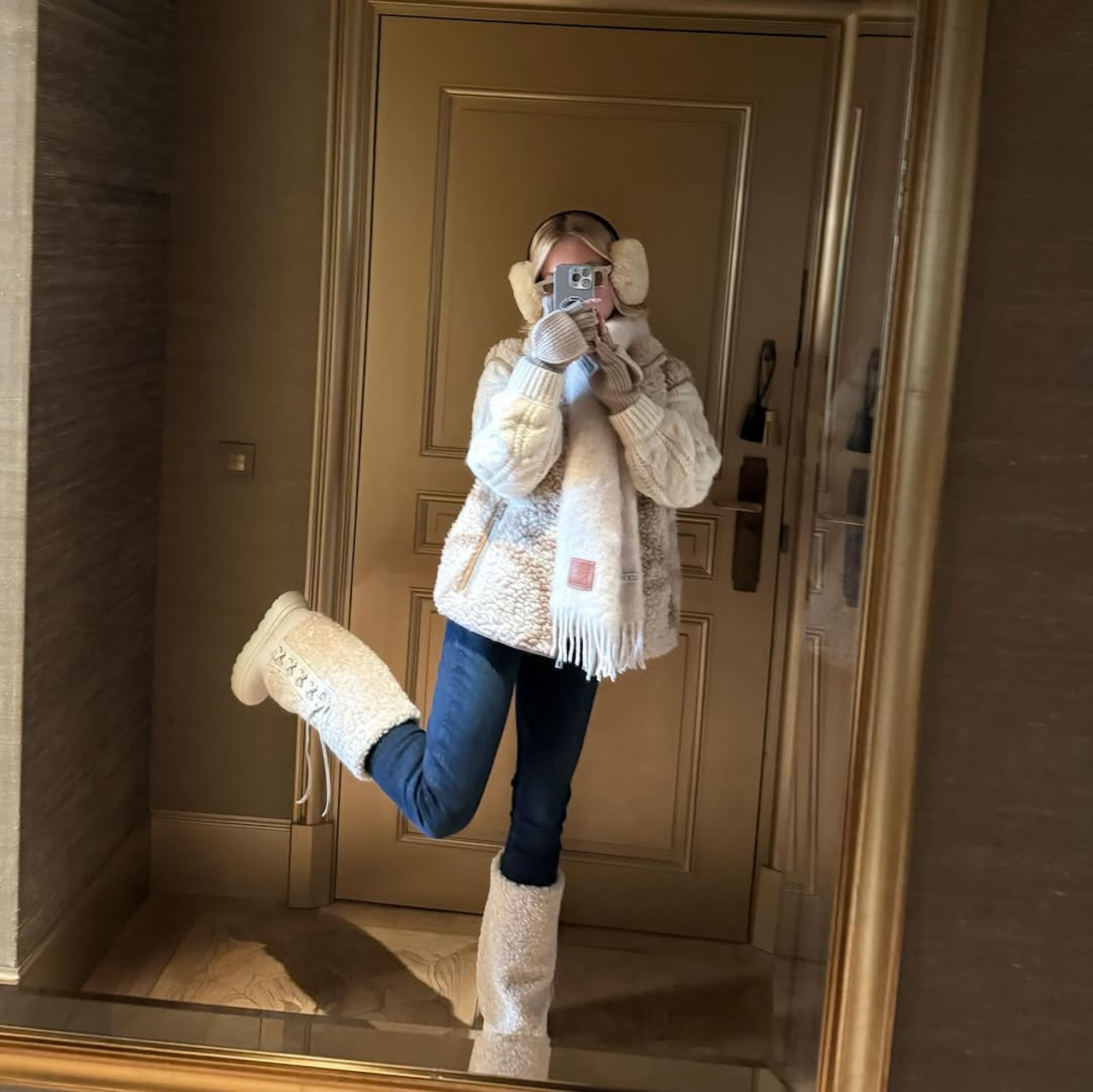 Sydney Sweeney Rocks AE Jeans After Controversy, Shares 'Fave' Winter Outfits