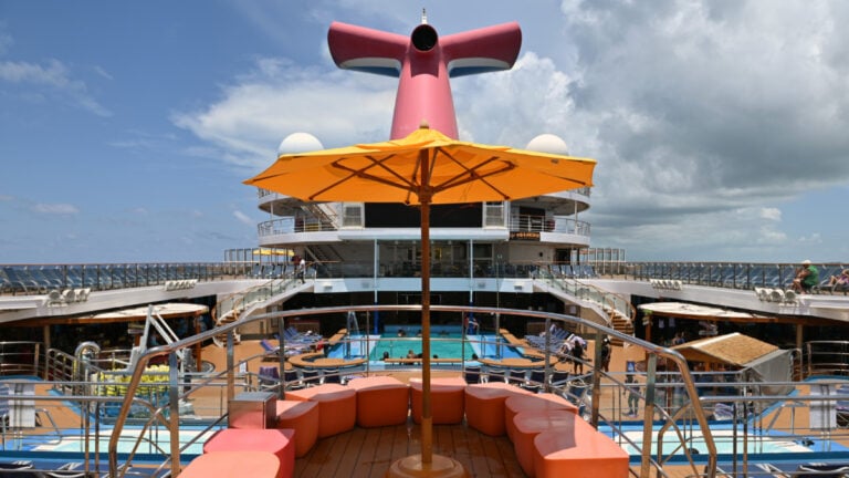 Carnival Clears Up Confusion Over Free Drinks for Diamond and Platinum Guests