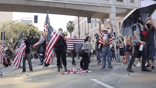 'No Kings' foot soldiers ignore organizers' warning, go all in for Democrats
