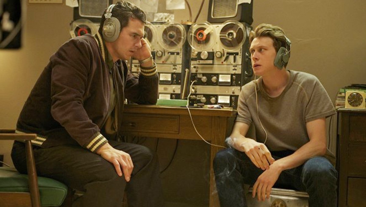 Netflix Just Added This Sci-Fi Show — and It's Better Than 'Stranger Things'