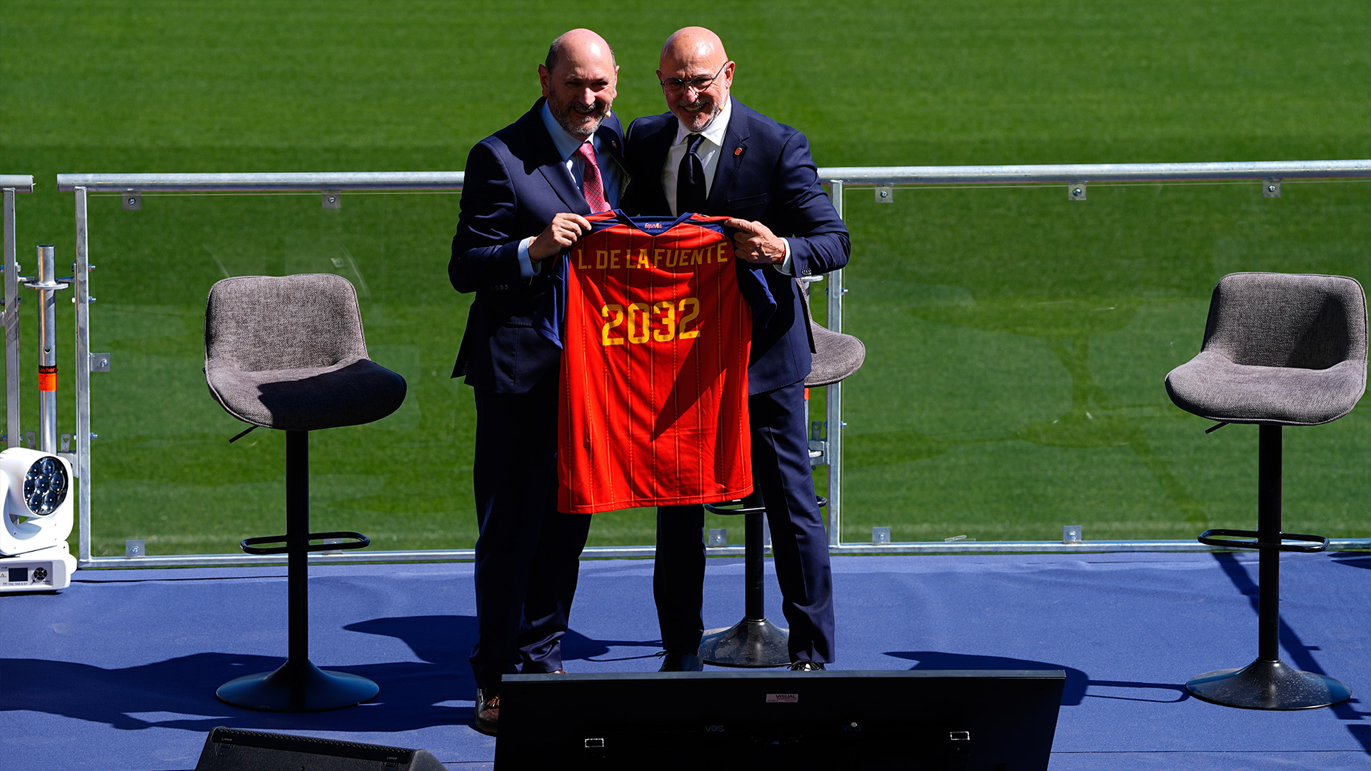 Spain Extends World Cup-Winning Coach Luis de la Fuente Through 2032
