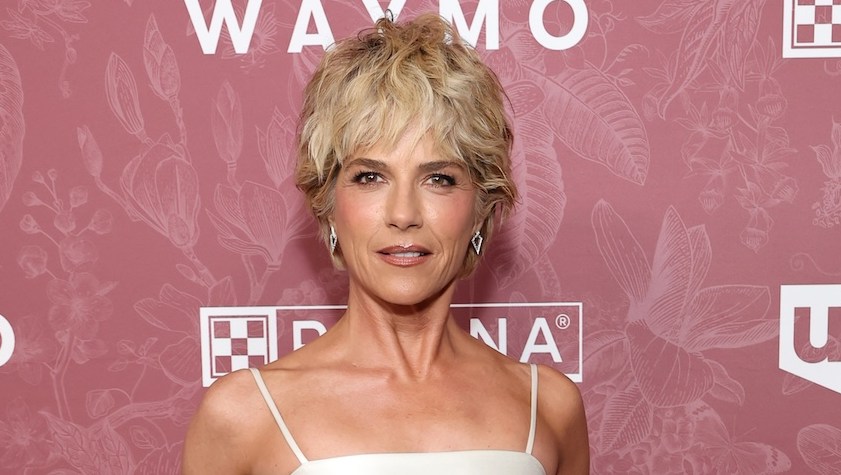 Selma Blair Fights Back Tears While Apologizing for Flight Incident