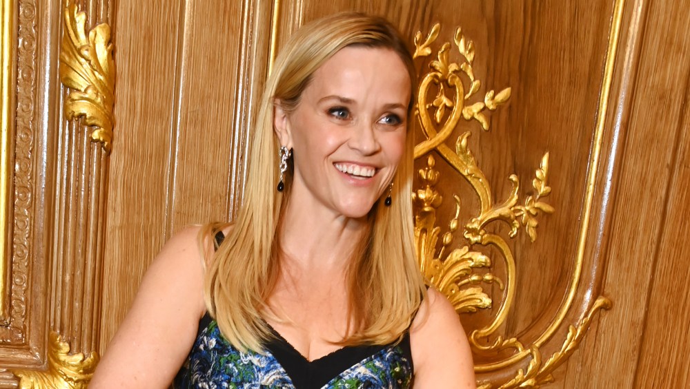 This Reese Witherspoon-Inspired Holiday Dress Is the Best $16 Ever Spent