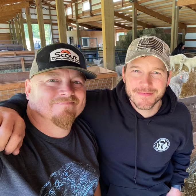 Chris Pratt's Brother Had Wardrobe Malfunction Involving His 'Ass Crack'