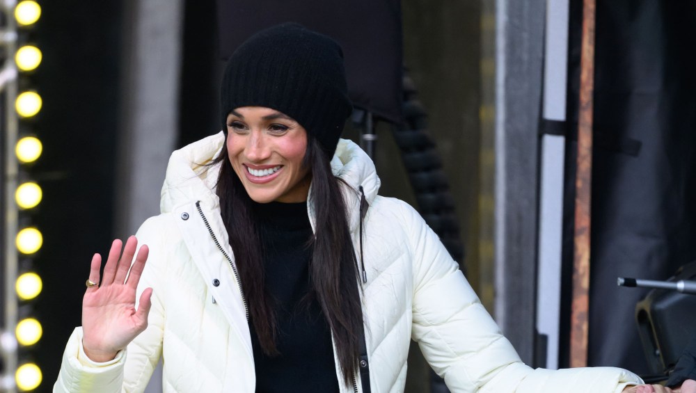 Copy Meghan Markle's $470 Cashmere Top Look for Just $27
