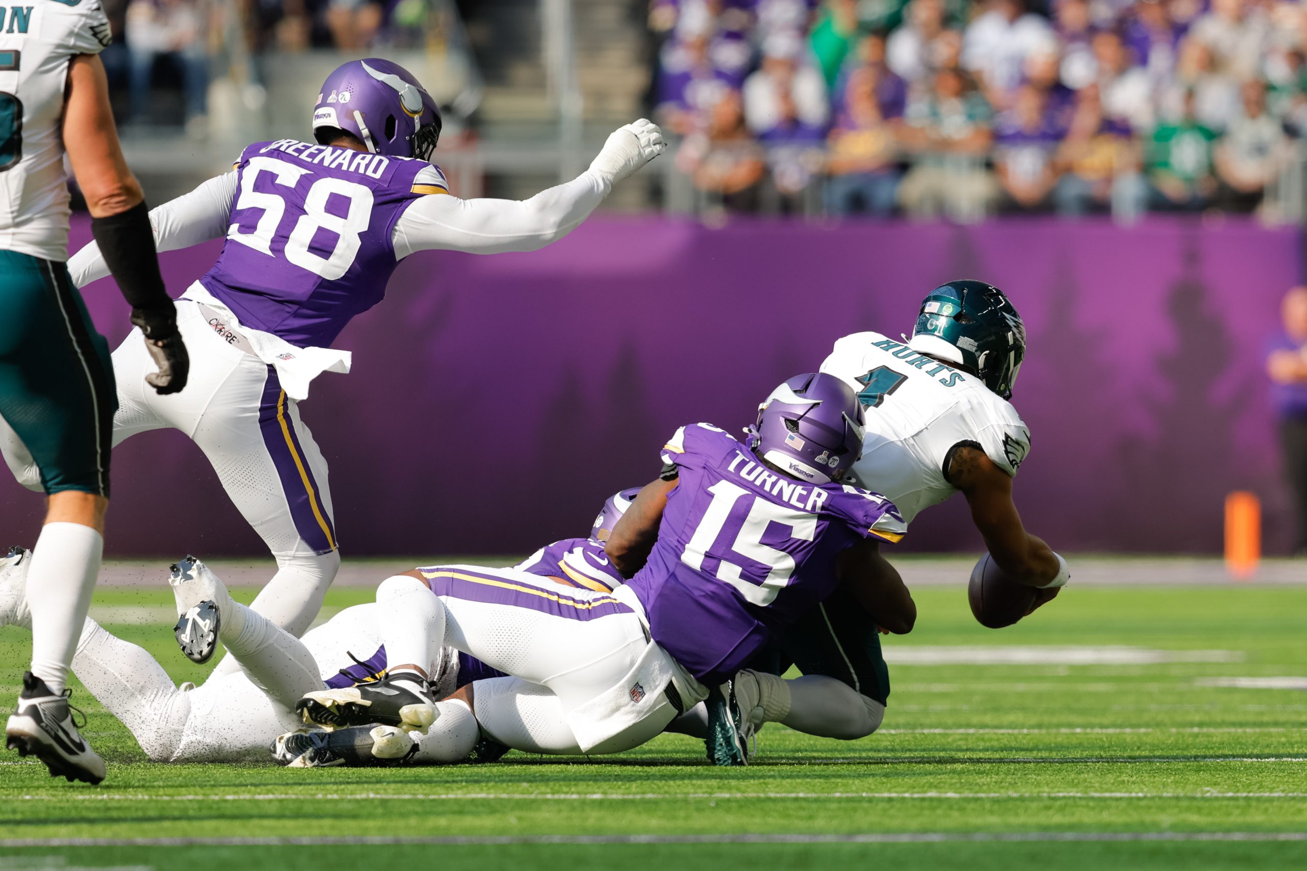 Best Betting Apps and Promos for Thursday Night Football, Chargers vs Vikings