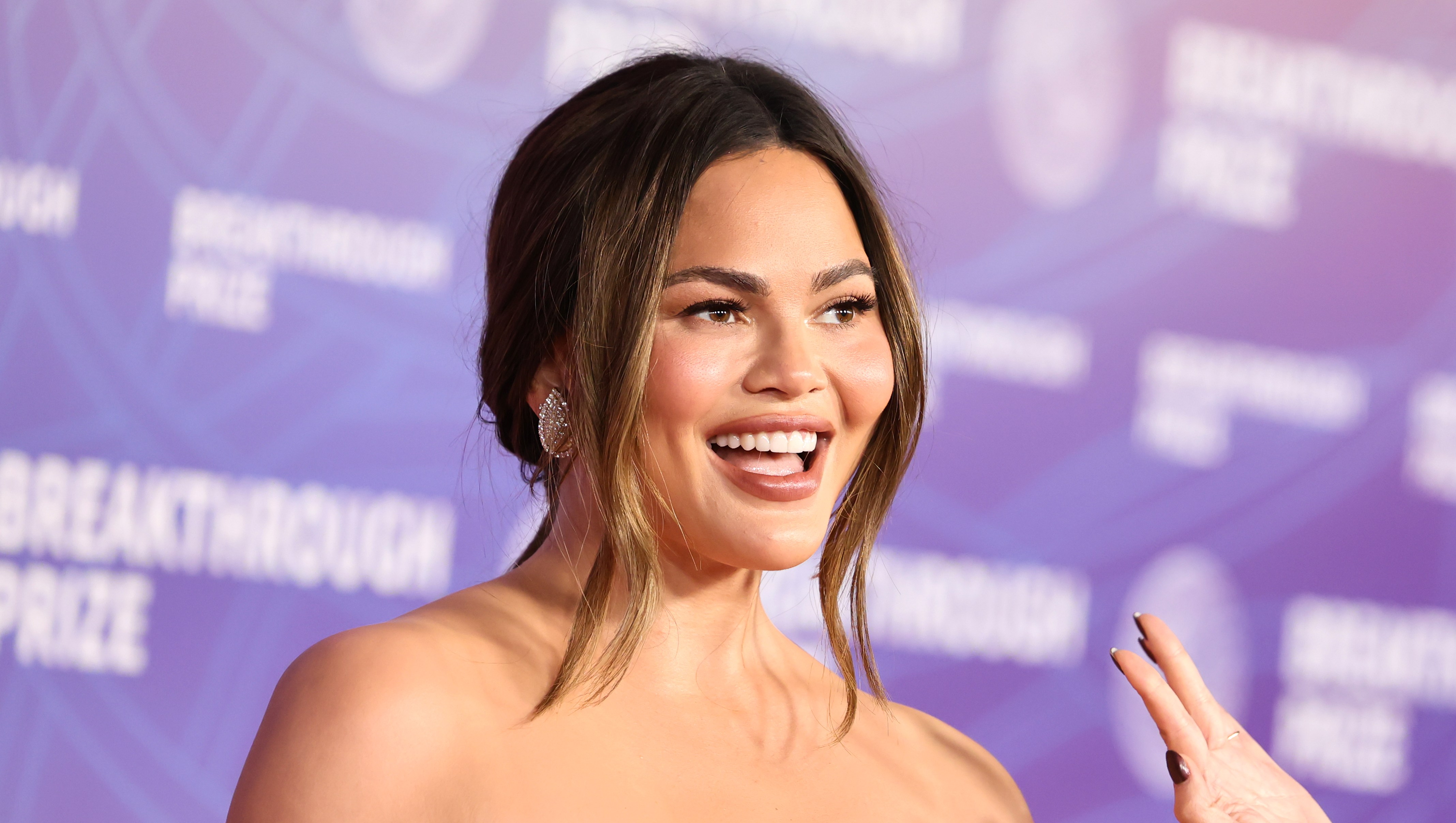 Chrissy Teigen's $325 Blouse Is Sold Out, But This Chic Version Is Only $20