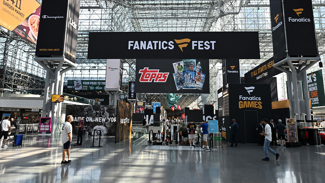 Fanatics, American Express announce partnership where card users can further expand their sports fandom