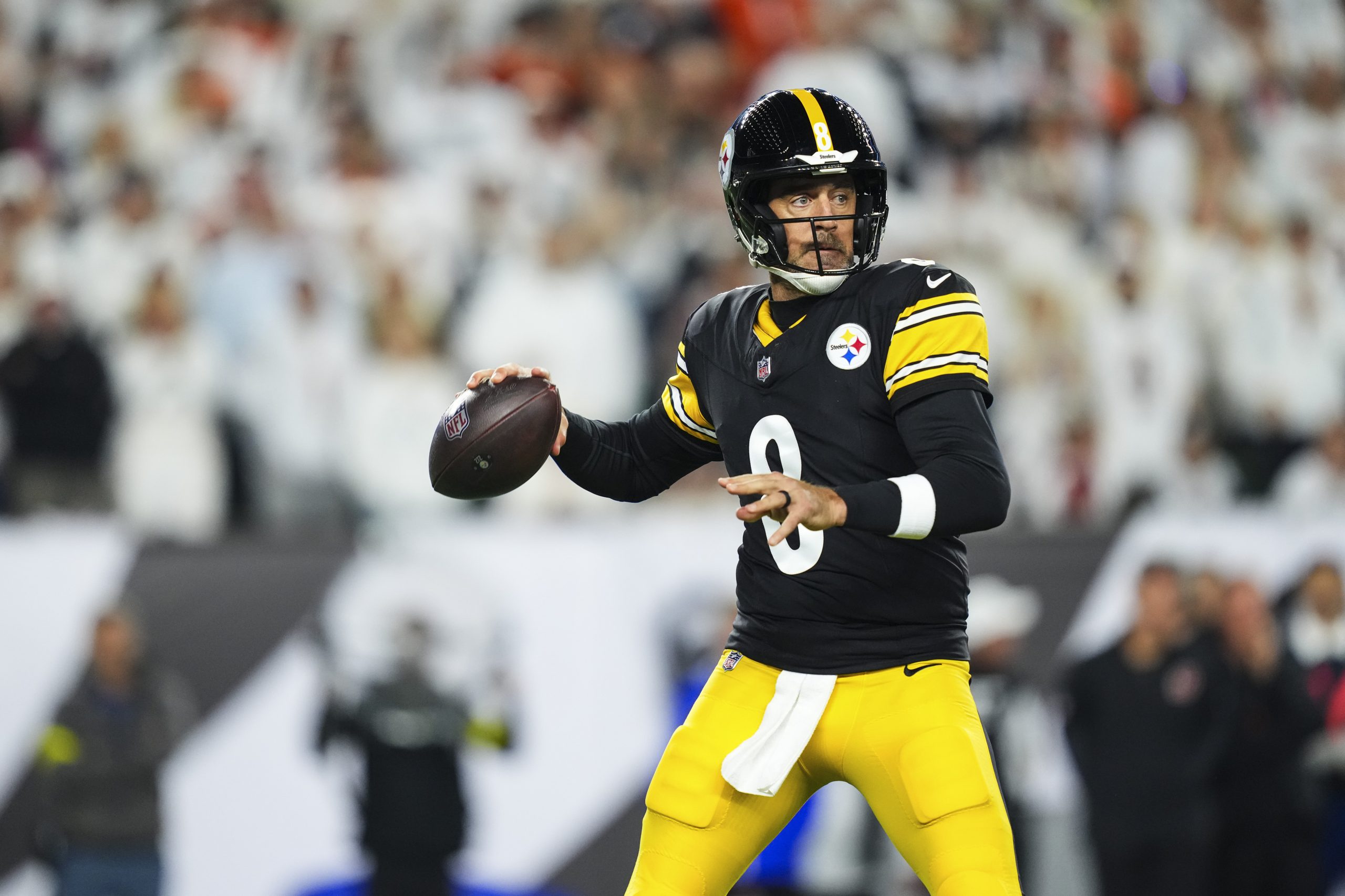 How to Bet on the Steelers vs Packers Sunday Night Football Rodgers Faces Green Bay