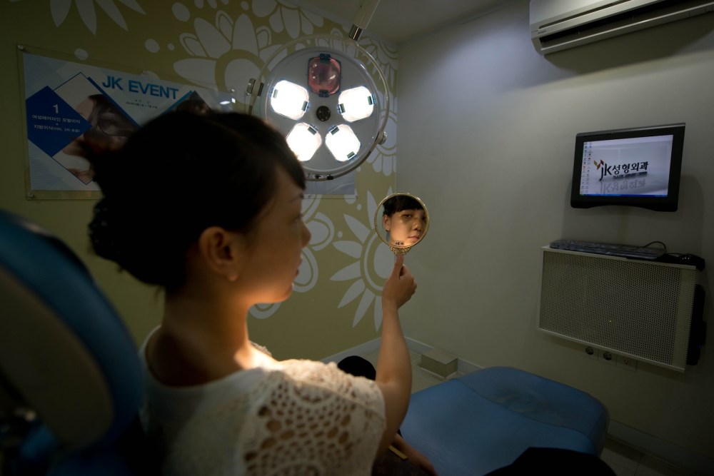 Where Celebrities Go for Beauty Treatments Abroad: Kim, Gwyneth and More