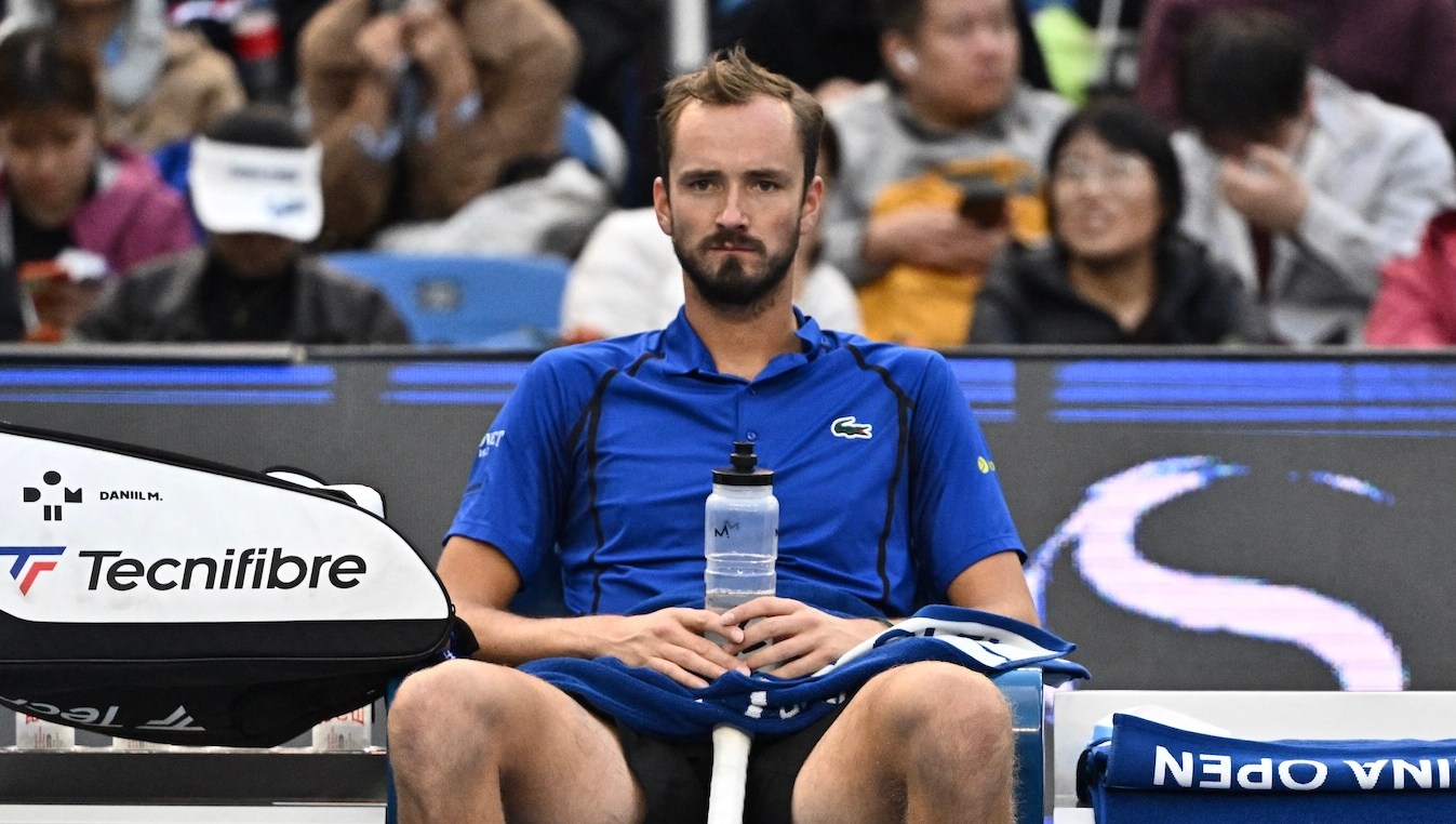 Daniil Medvedev Removed From Match After Striking Spectator in Face With Ball