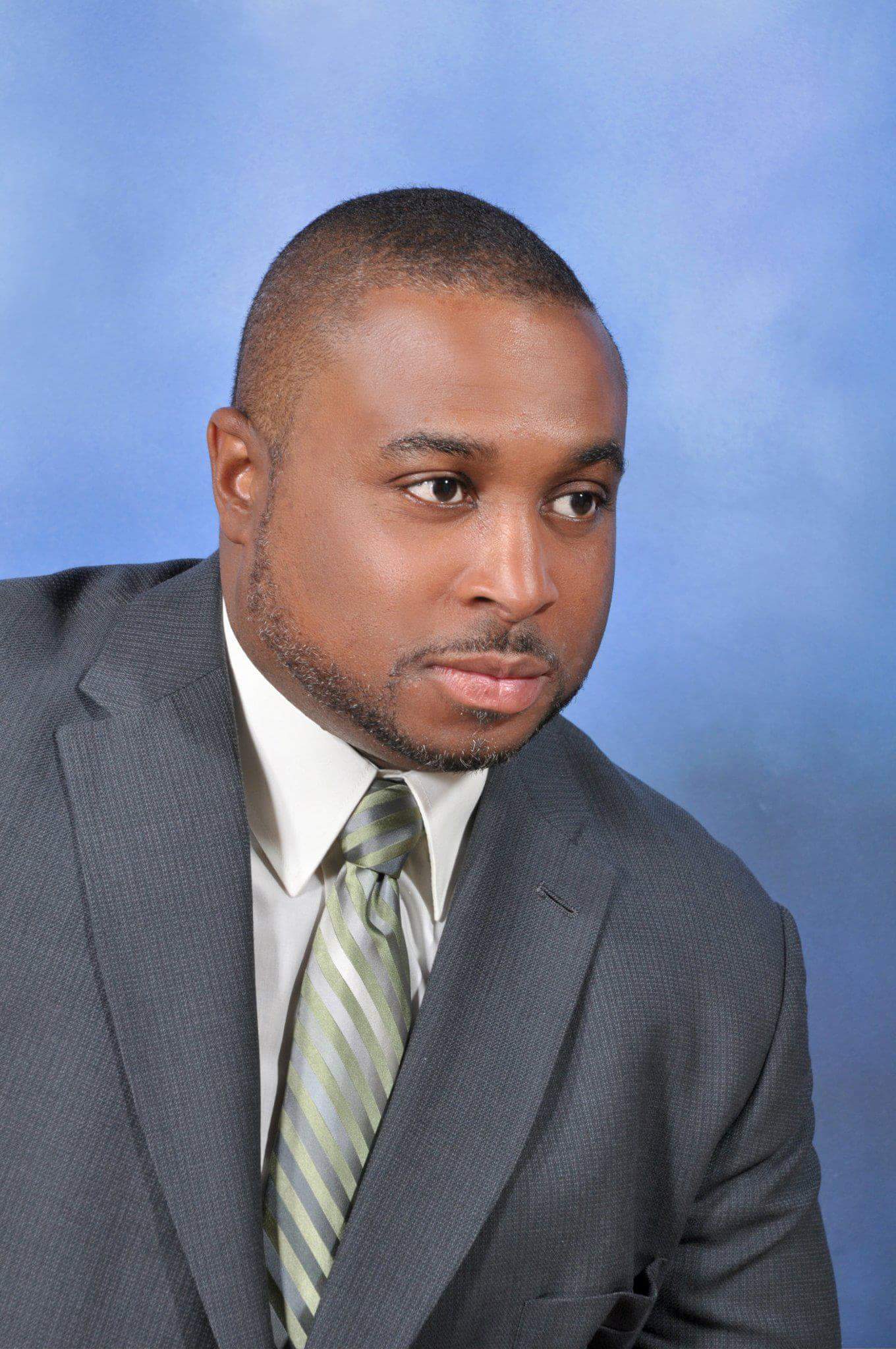 Royce Potts headshot